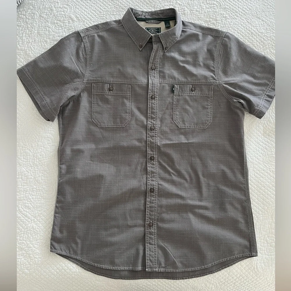 GH Bass & Co Mens Short Sleeve Button down collared Shirt men’s Large - Picture 1 of 10